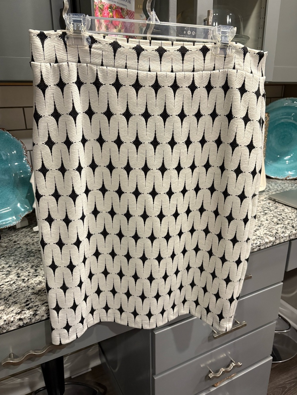 Renee C. Black and White Geometric Knit Pencil Skirt